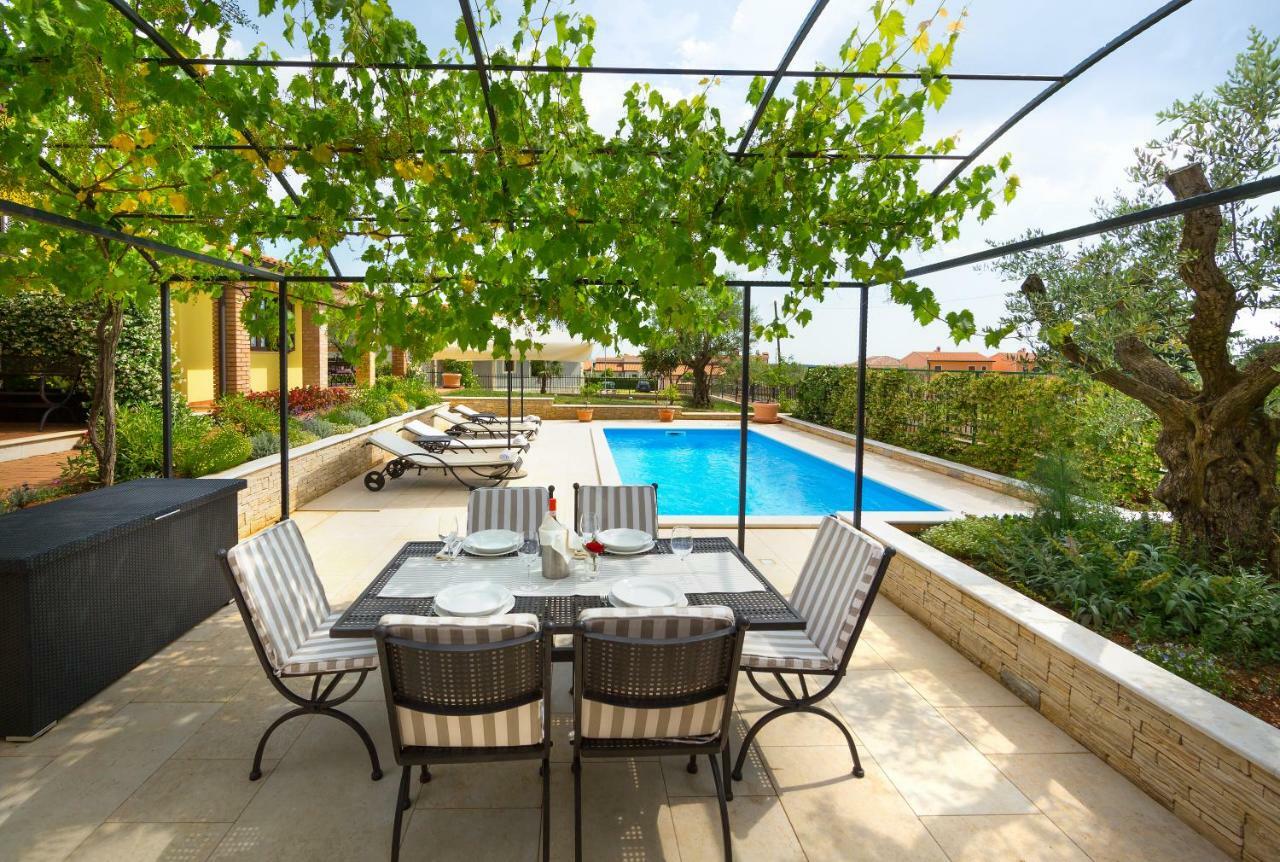 Apartmani Hrelja Labinci Dış mekan fotoğraf